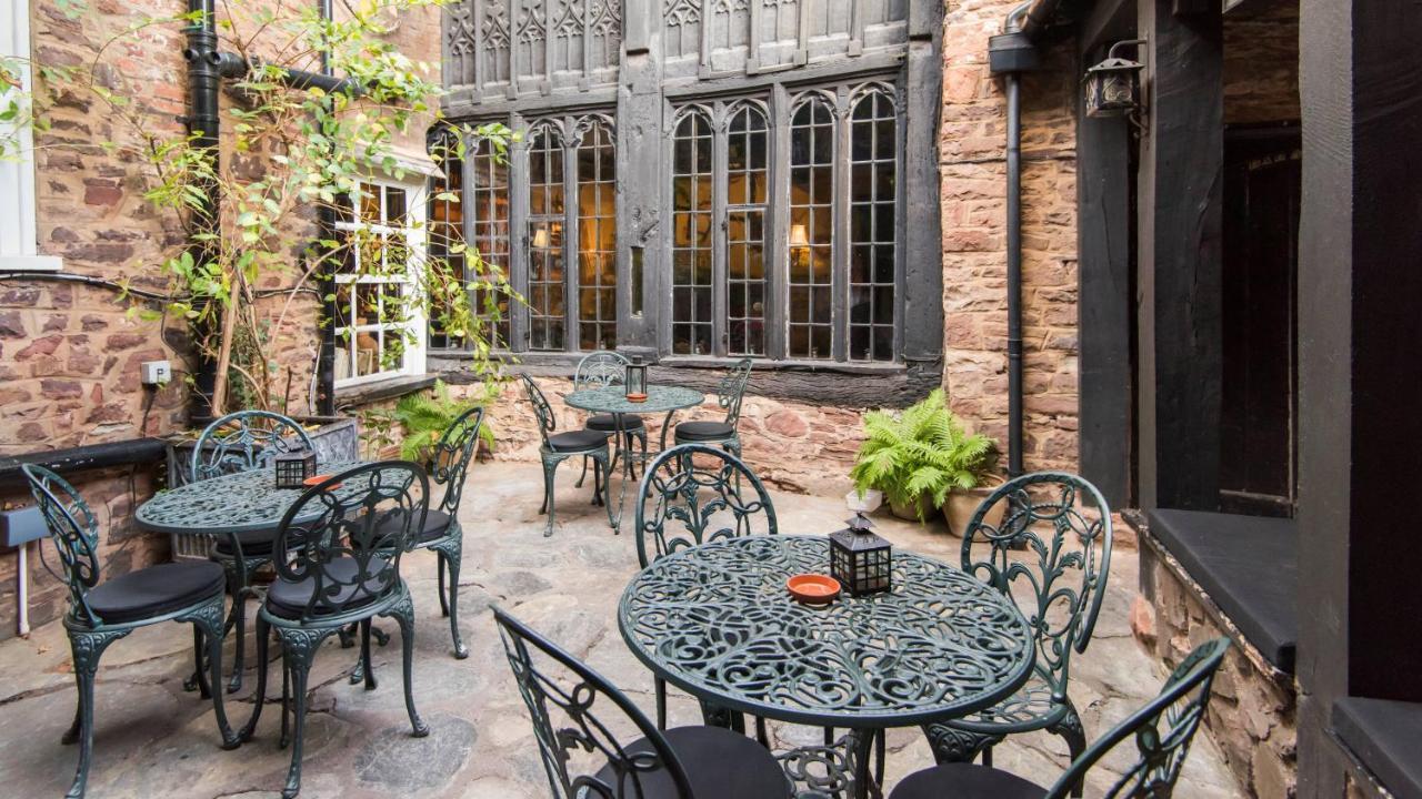 Luttrell Arms Hotel Дънстър Екстериор снимка