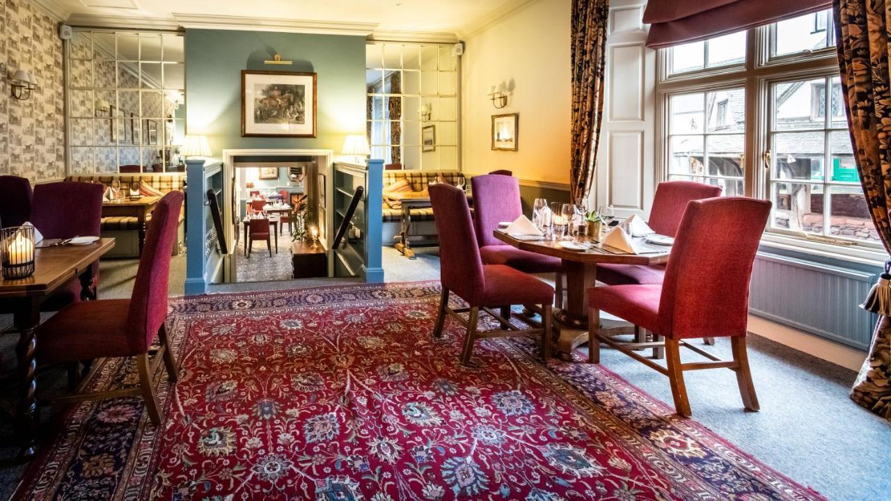 Luttrell Arms Hotel Дънстър Екстериор снимка
