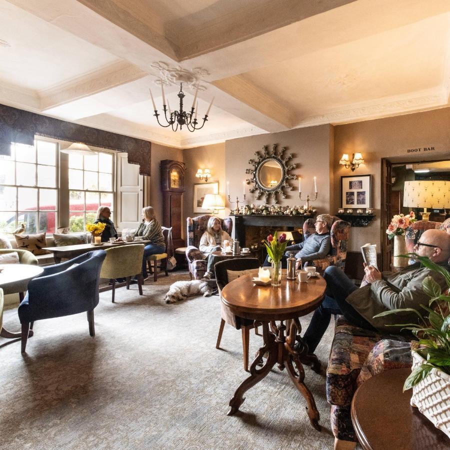 Luttrell Arms Hotel Дънстър Екстериор снимка